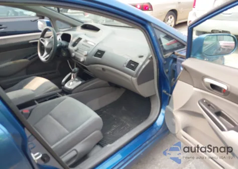 2010 Honda Civic Lx z USA, uszkodzony, nr VIN 2HGFA1F58AH570696